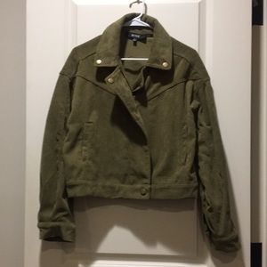 NWOT! Mine womens Boxy Crop Corduroy Zip Up moto style Jacket Size L olive